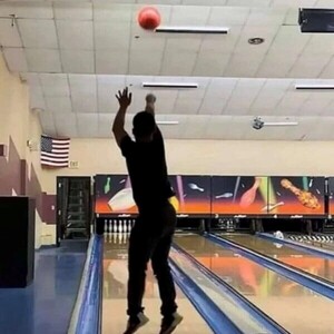 Team Page: Splits n Giggles